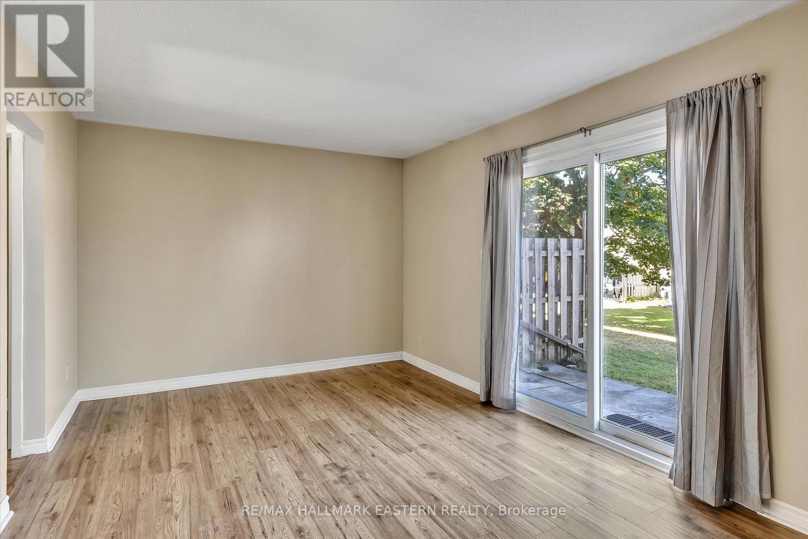 67 - 996 Sydenham Road, Peterborough South (East), Ontario  K9J 7V7 - Photo 15 - X12302876