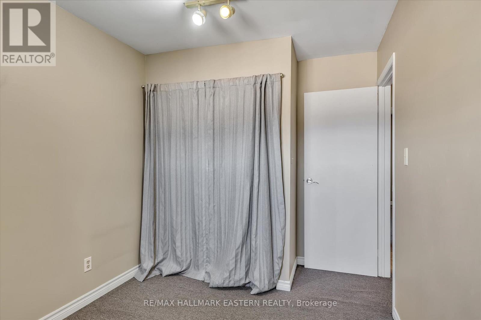 67 - 996 Sydenham Road, Peterborough South (East), Ontario  K9J 7V7 - Photo 25 - X12302876