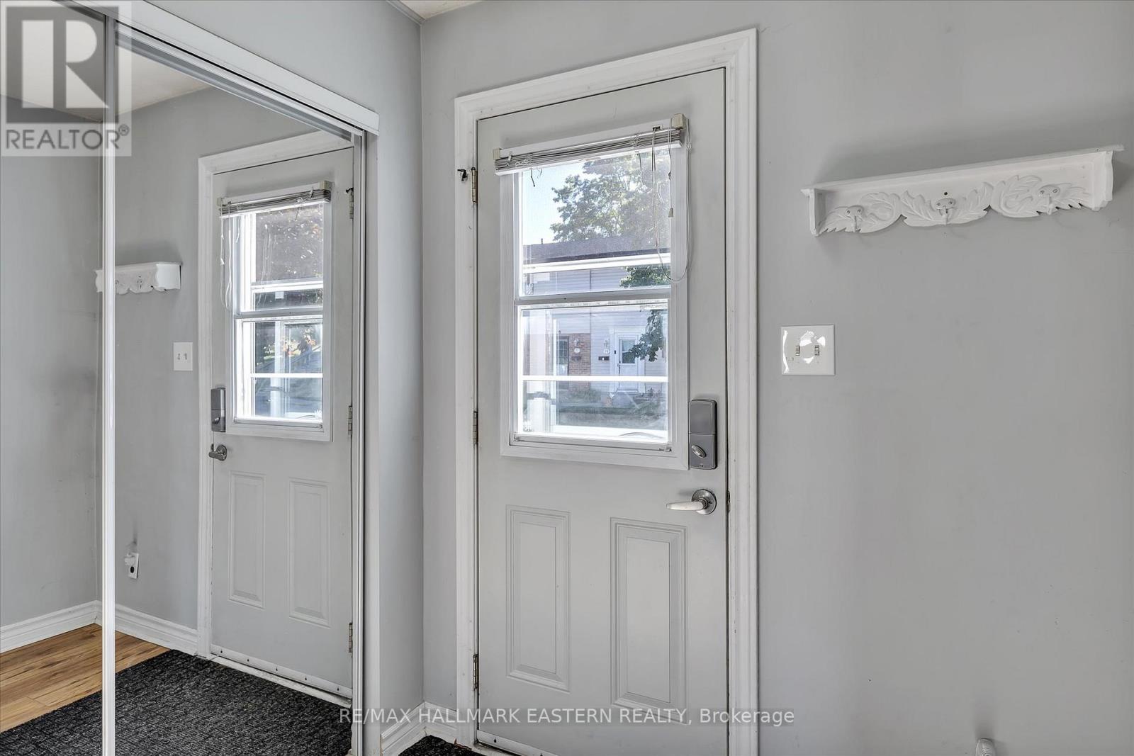 67 - 996 Sydenham Road, Peterborough South (East), Ontario  K9J 7V7 - Photo 3 - X12302876