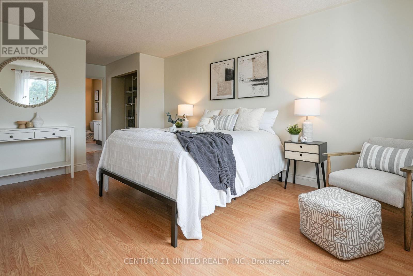 569 Westman Avenue, Peterborough West (South), Ontario  K9K 2H3 - Photo 14 - X12302962