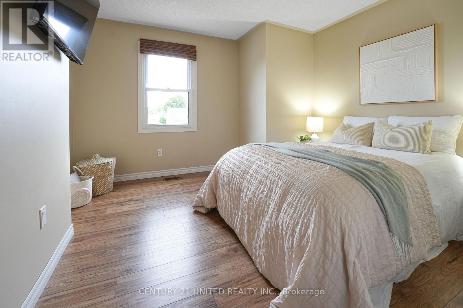 569 Westman Avenue, Peterborough West (South), Ontario  K9K 2H3 - Photo 20 - X12302962