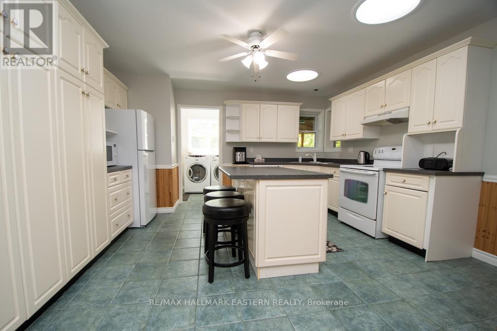 845 Lakehurst Road, Trent Lakes, Ontario  K9J 6X2 - Photo 13 - X12303103