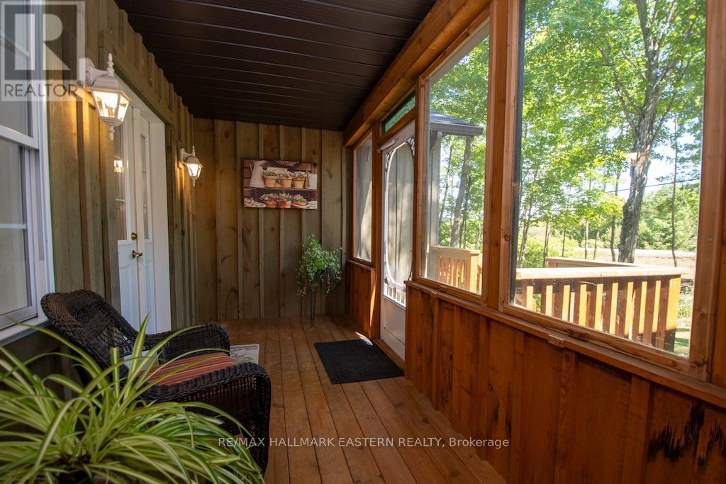 845 Lakehurst Road, Trent Lakes, Ontario  K9J 6X2 - Photo 5 - X12303103