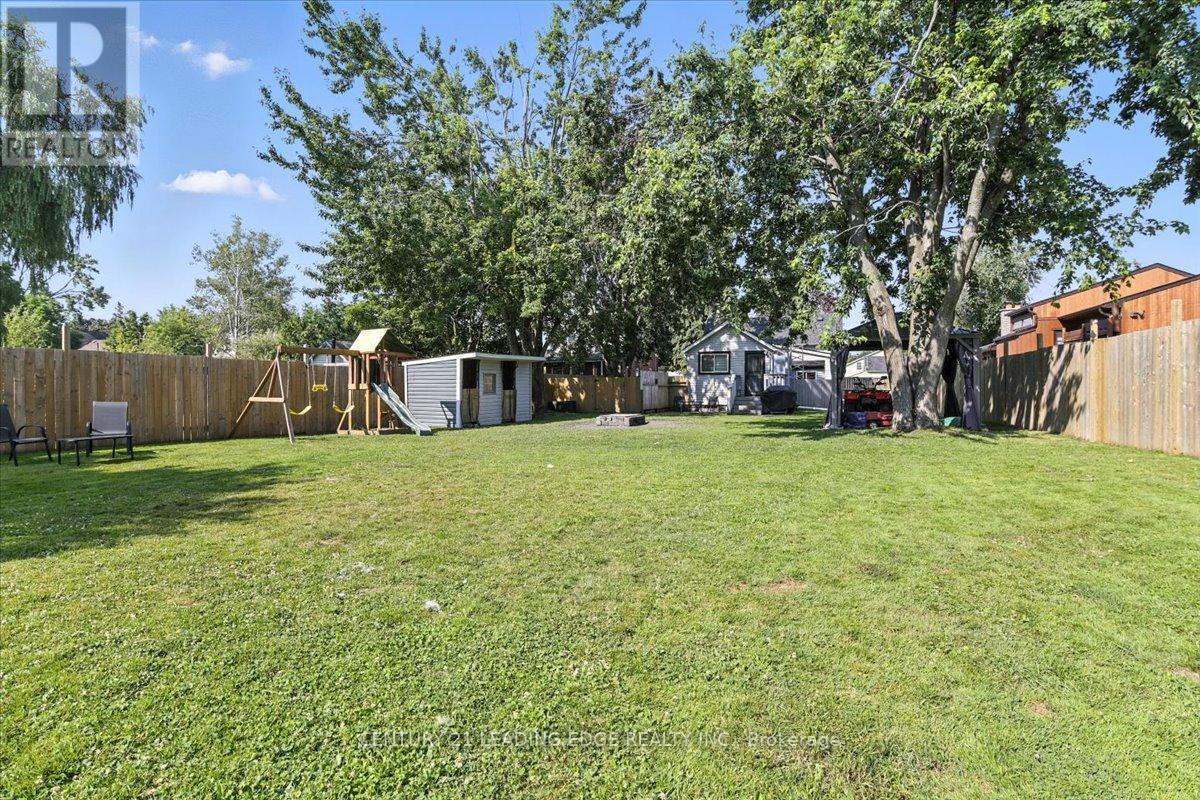 40 St Patrick Street, Kawartha Lakes (Lindsay), Ontario  K9V 1R2 - Photo 42 - X12303109