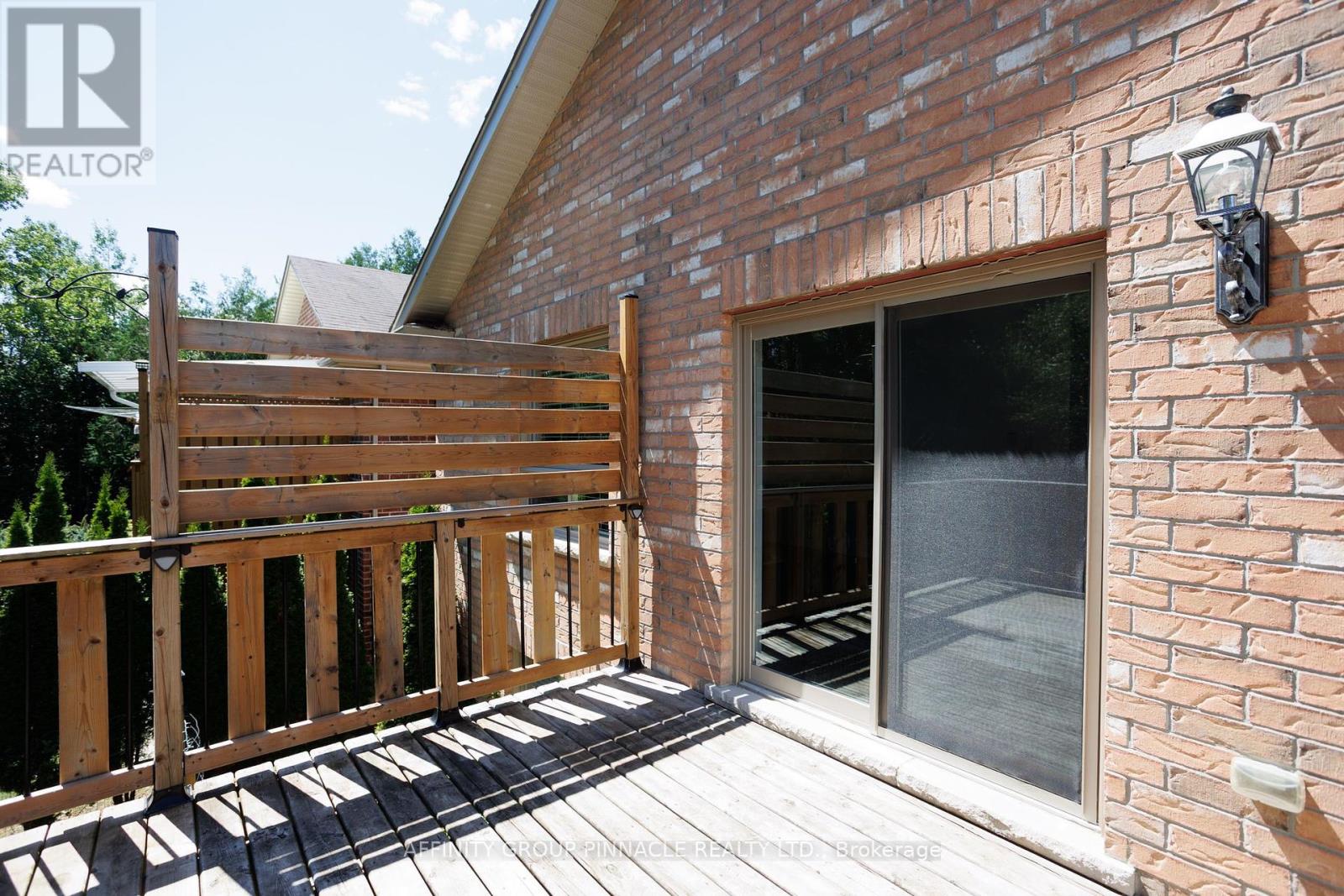 103 Cook Street, Kawartha Lakes (Lindsay), Ontario  K9V 0K8 - Photo 49 - X12303319