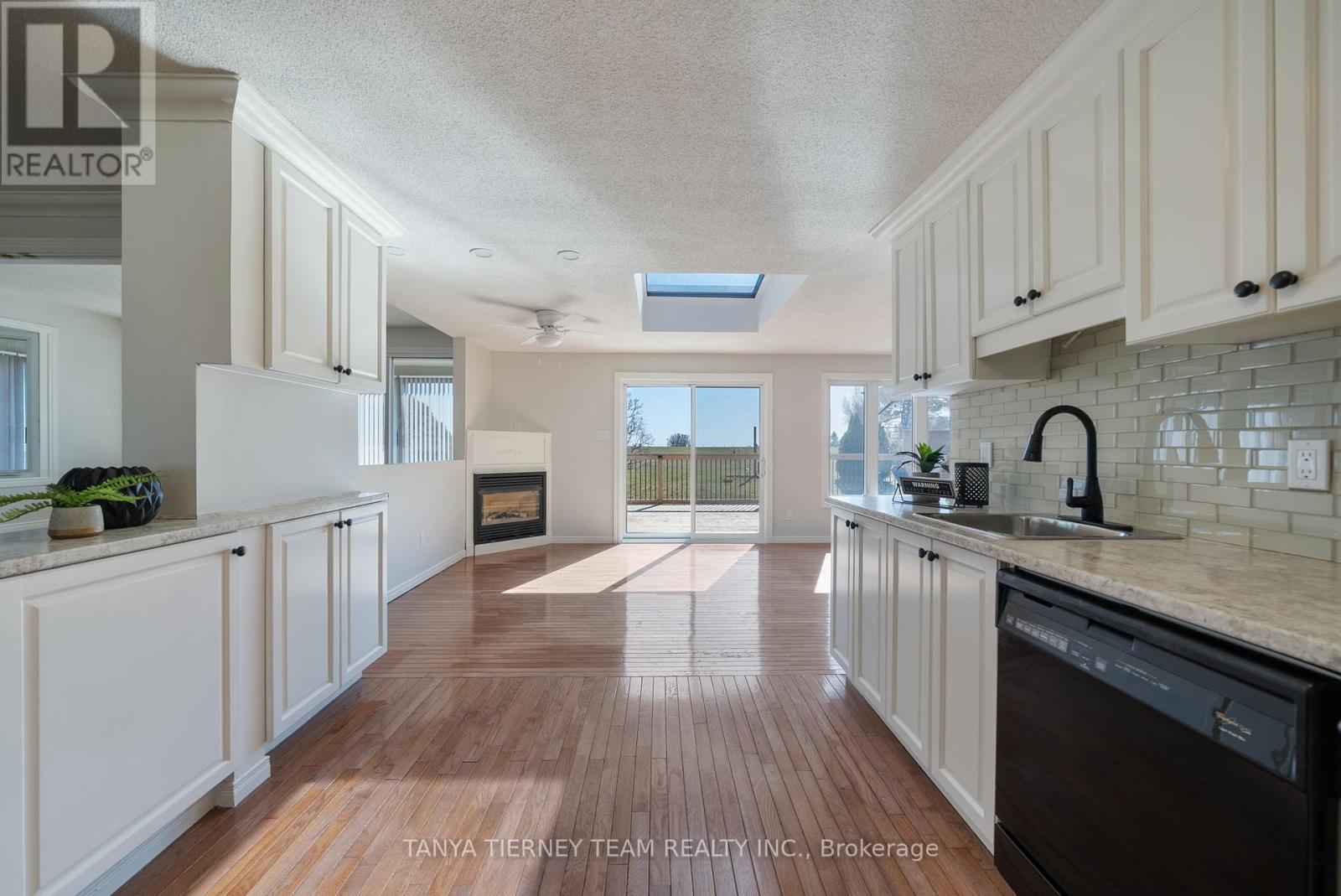 3 Bluffs Road, Clarington (Bowmanville), Ontario  L1B 1A3 - Photo 18 - E12303234