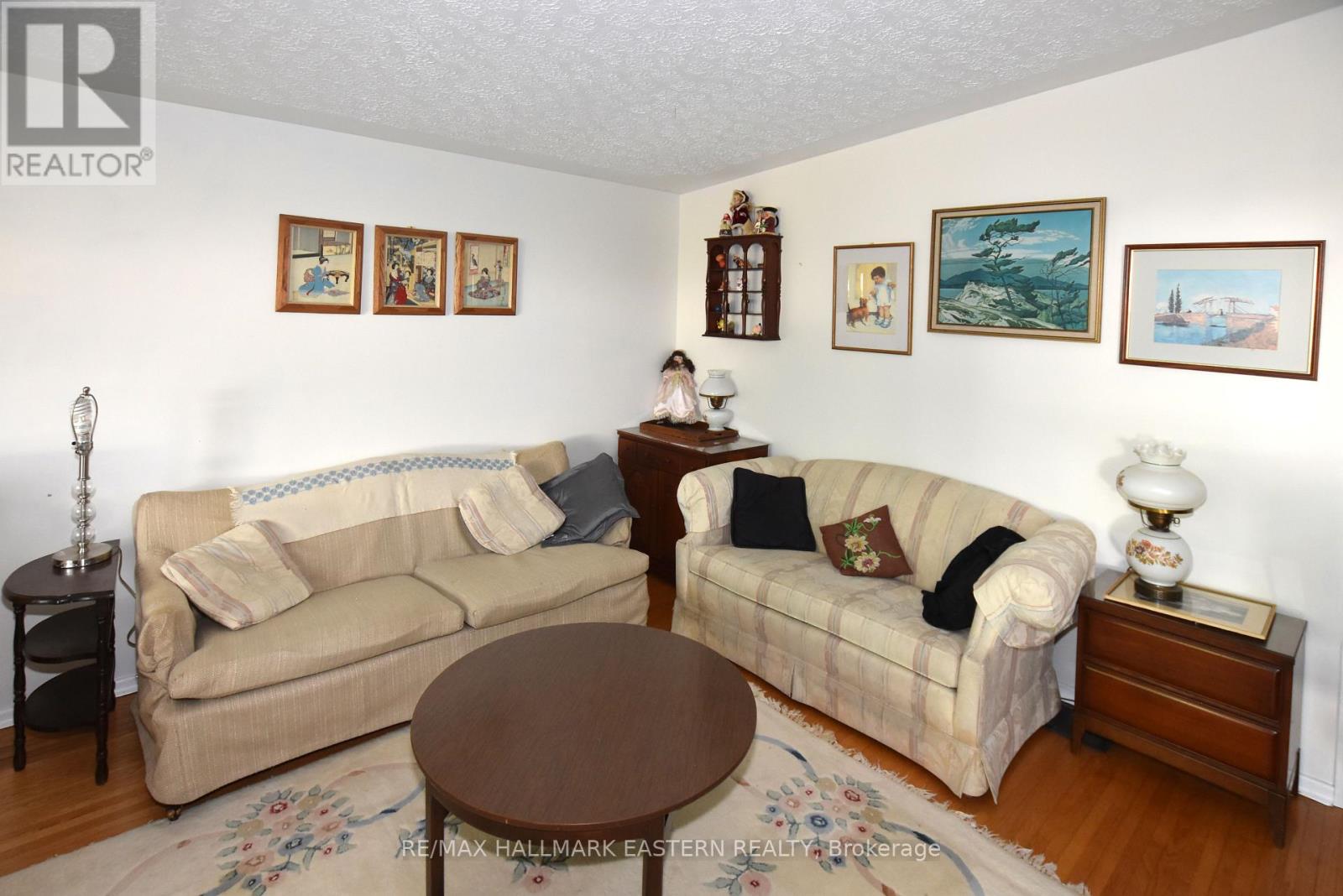 276 Greenlawn Avenue, Peterborough North (South), Ontario  K9H 5K8 - Photo 2 - X12303620