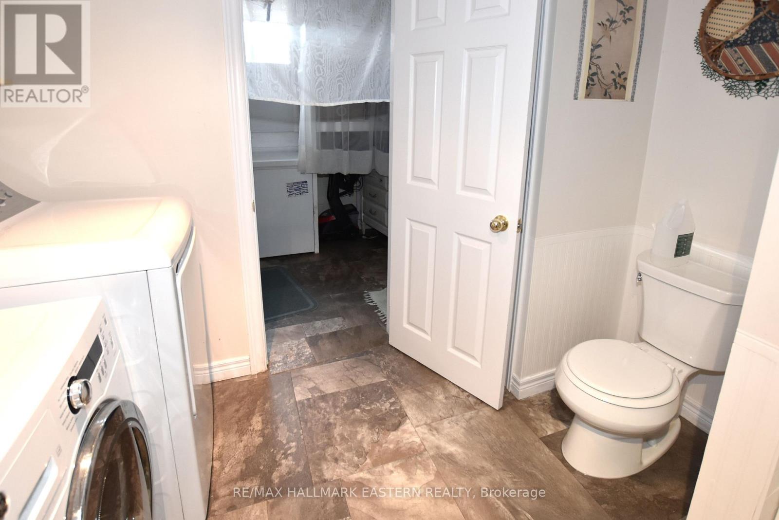 276 Greenlawn Avenue, Peterborough North (South), Ontario  K9H 5K8 - Photo 29 - X12303620