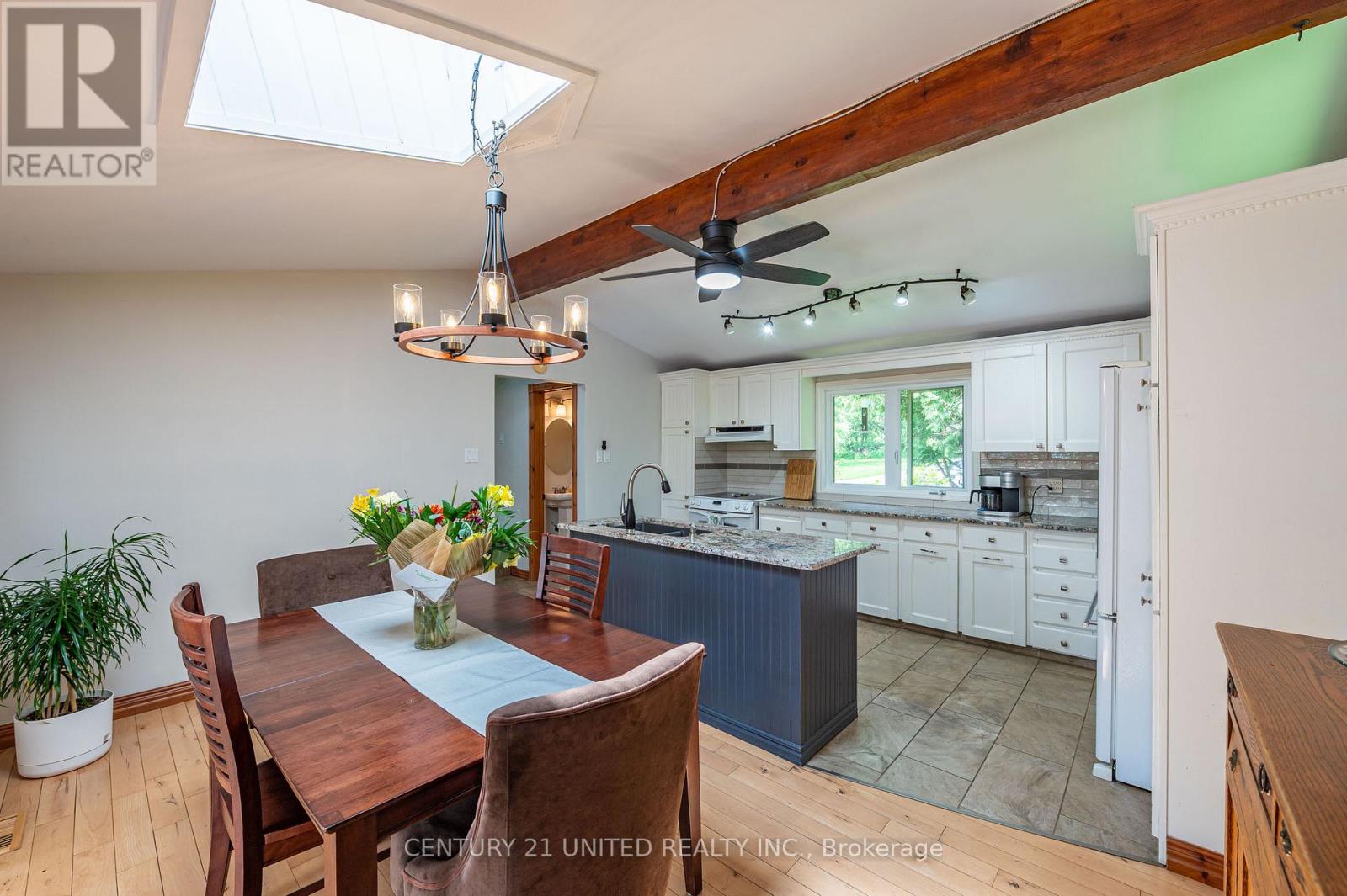 1487 Stewart Line, Cavan Monaghan (Cavan Twp), Ontario  L0A 1C0 - Photo 12 - X12303692