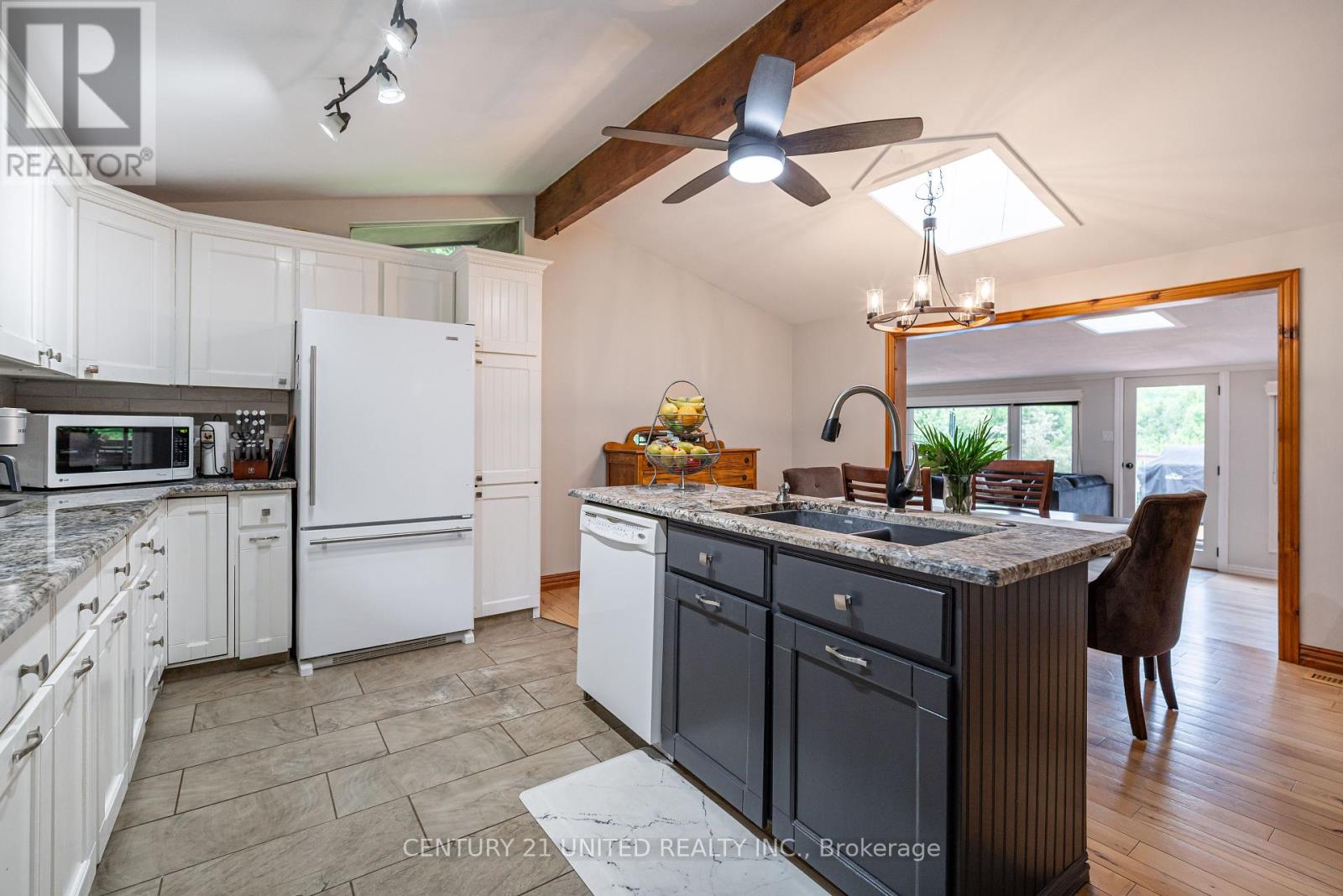 1487 Stewart Line, Cavan Monaghan (Cavan Twp), Ontario  L0A 1C0 - Photo 8 - X12303692