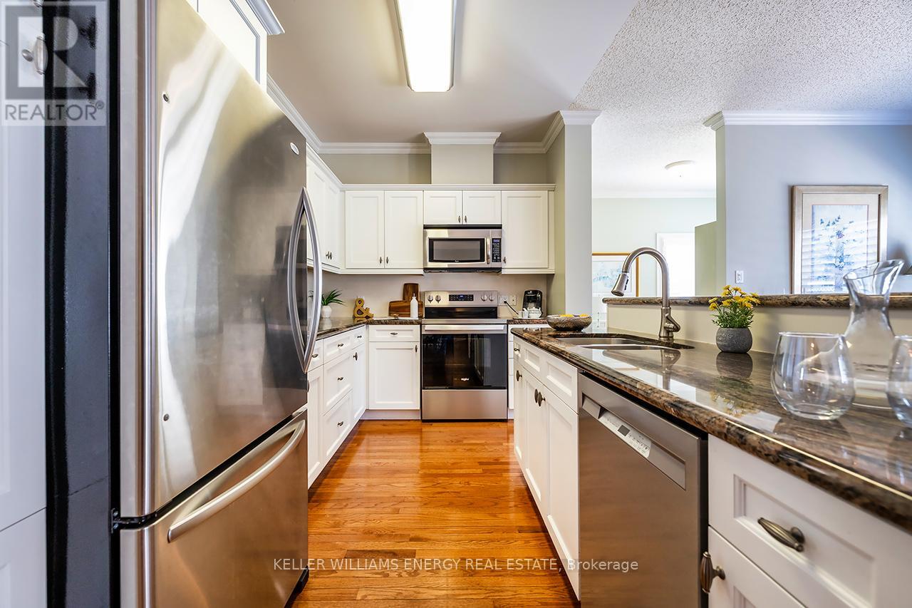 16 Kissingbridge Lane, Clarington (Newcastle), Ontario  L1B 0B2 - Photo 15 - E12304092