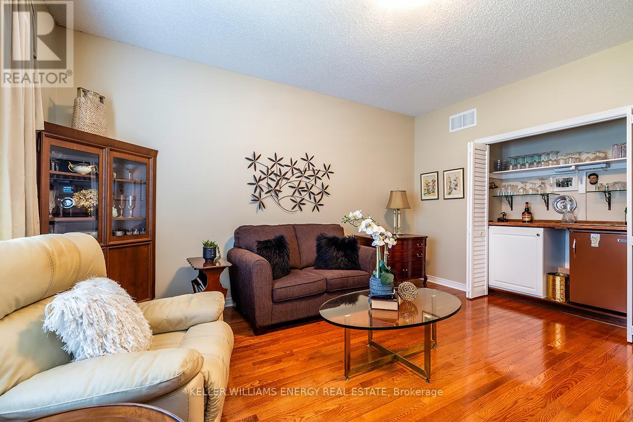 16 Kissingbridge Lane, Clarington (Newcastle), Ontario  L1B 0B2 - Photo 28 - E12304092