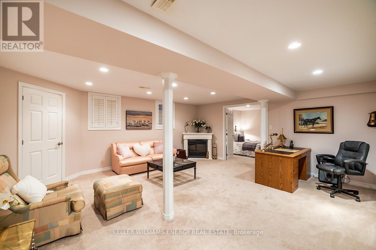16 Kissingbridge Lane, Clarington (Newcastle), Ontario  L1B 0B2 - Photo 33 - E12304092