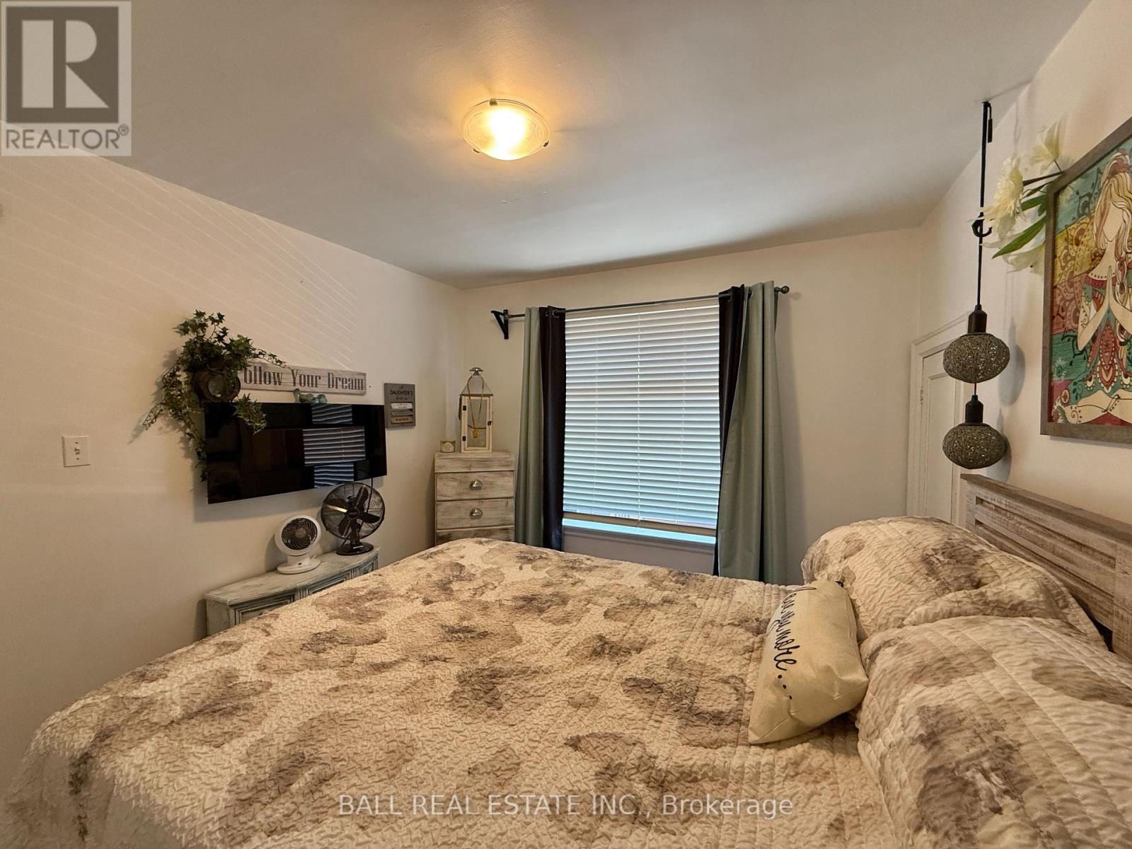 251 King George Street, Peterborough South (West), Ontario  K9J 1R7 - Photo 23 - X12304206