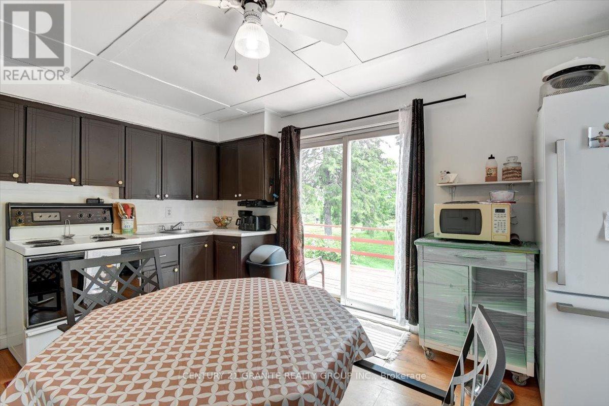 710 Rose Island Road, North Kawartha, Ontario  K0L 1P0 - Photo 13 - X12304245