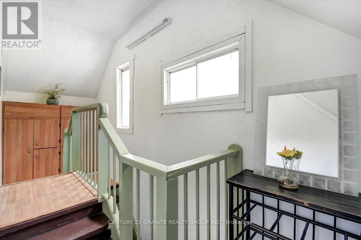 710 Rose Island Road, North Kawartha, Ontario  K0L 1P0 - Photo 16 - X12304245
