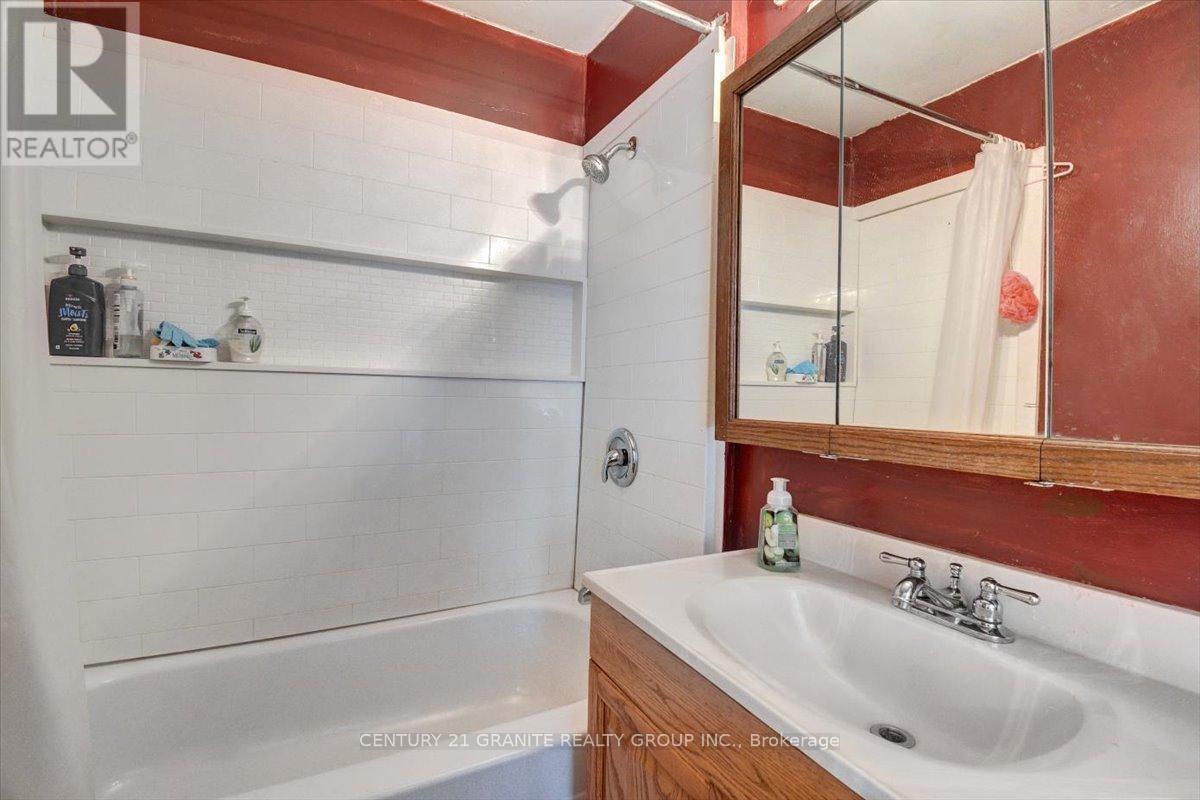 710 Rose Island Road, North Kawartha, Ontario  K0L 1P0 - Photo 24 - X12304245
