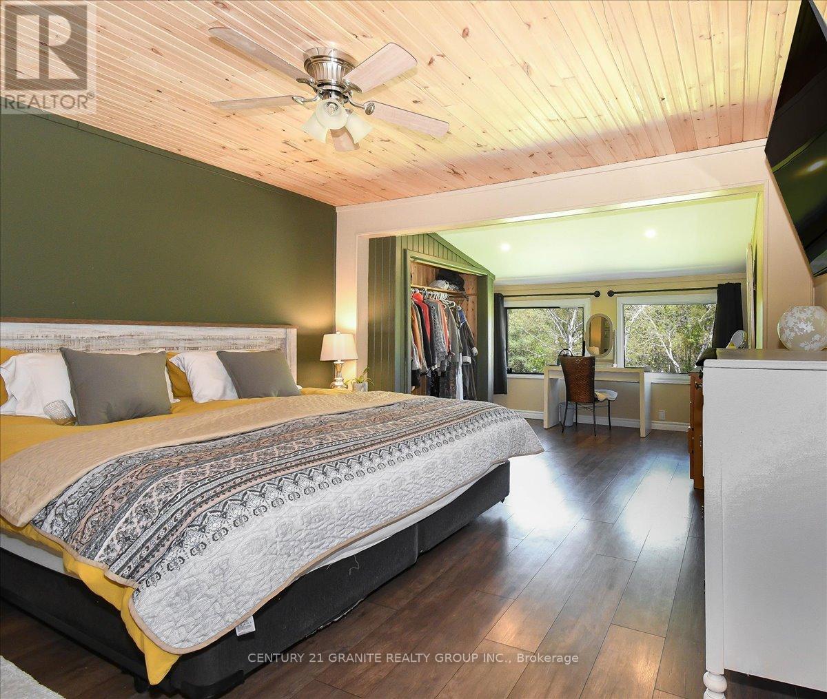 1522 Highway 127, Hastings Highlands (Mcclure Ward), Ontario  K0L 2K0 - Photo 25 - X12304263