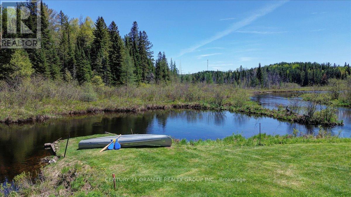 1522 Highway 127, Hastings Highlands (Mcclure Ward), Ontario  K0L 2K0 - Photo 40 - X12304263
