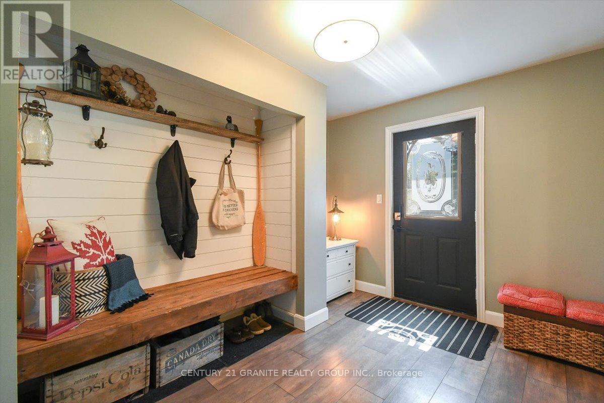 1522 Highway 127, Hastings Highlands (Mcclure Ward), Ontario  K0L 2K0 - Photo 6 - X12304263