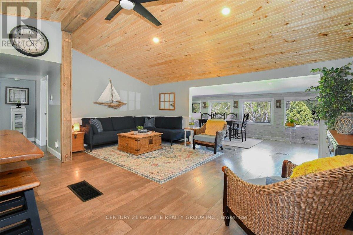 1522 Highway 127, Hastings Highlands (Mcclure Ward), Ontario  K0L 2K0 - Photo 7 - X12304263