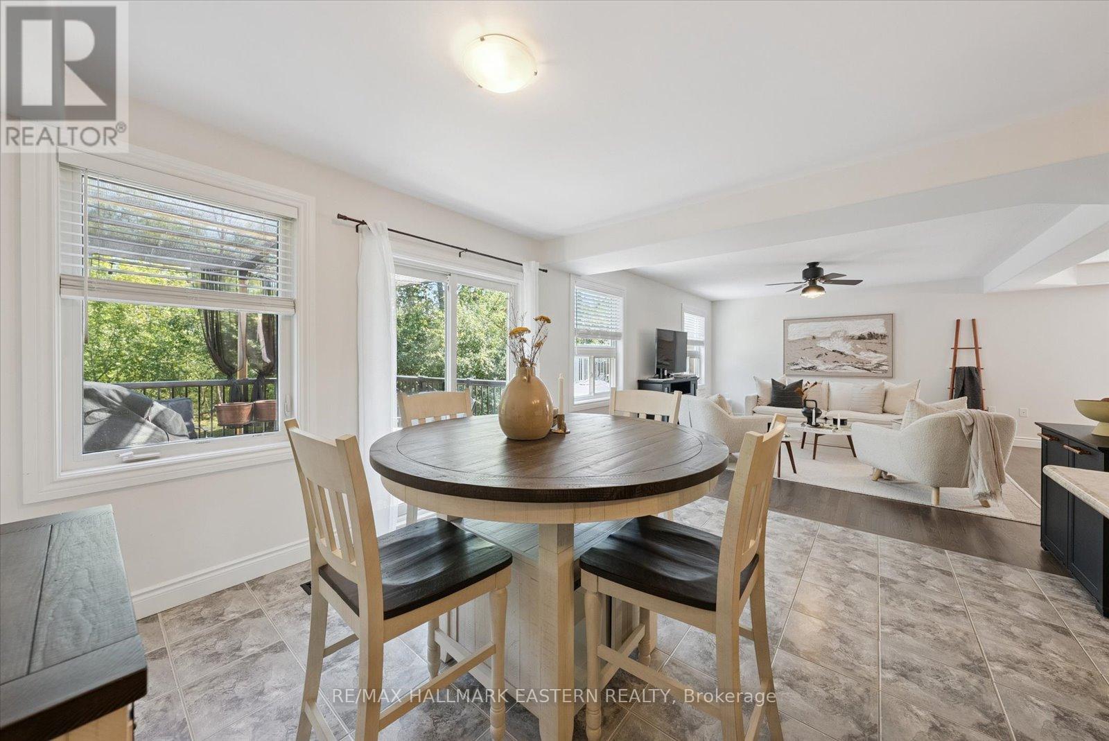 35 Summer Lane, Selwyn, Ontario  K9L 1K1 - Photo 11 - X12304373