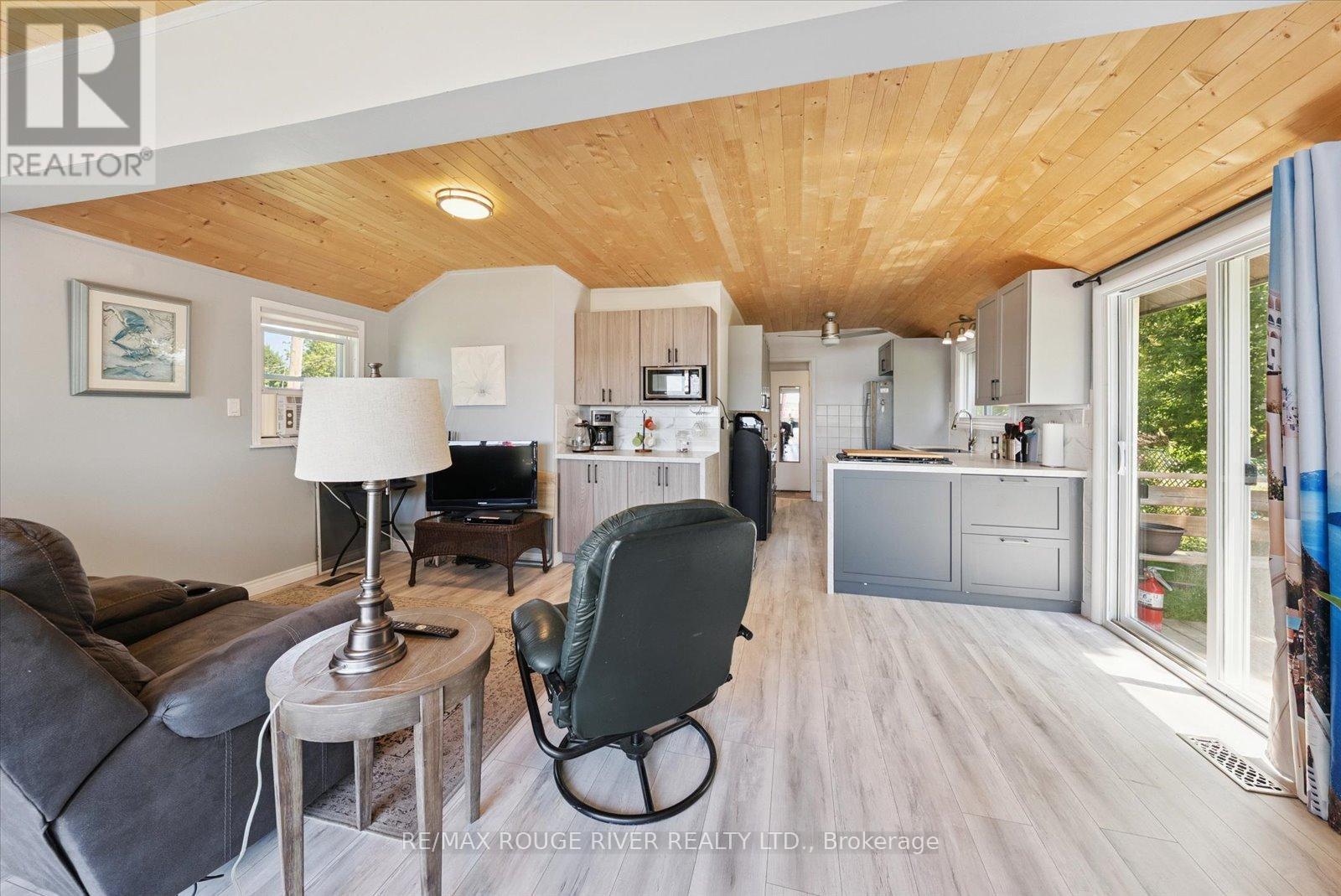 3 - 22 Lake Road, Trent Hills (Campbellford), Ontario  K0L 1L0 - Photo 6 - X12304374