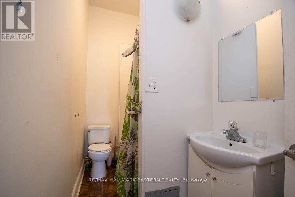 197 Hunter Street W, Peterborough Central (North), Ontario  K9H 2L1 - Photo 26 - X12304462