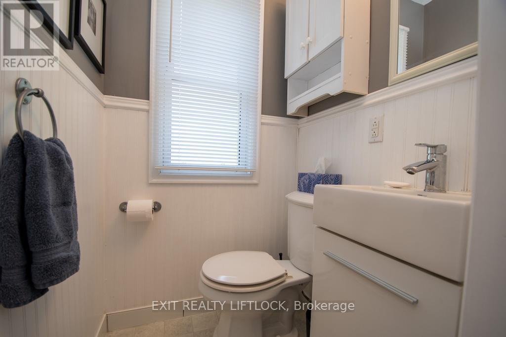 26 Victoria Avenue, Peterborough North (South), Ontario  K9H 4V7 - Photo 23 - X12304473