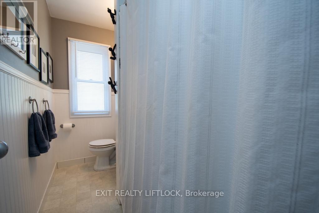 26 Victoria Avenue, Peterborough North (South), Ontario  K9H 4V7 - Photo 24 - X12304473