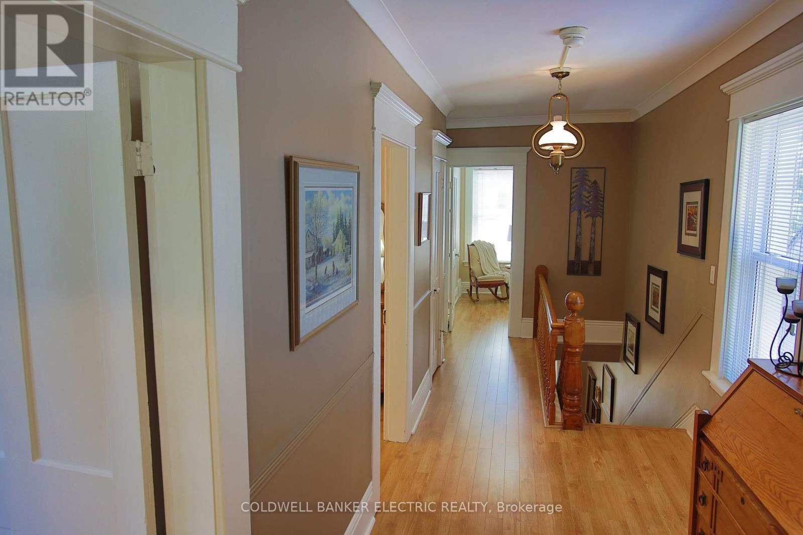 310 Pearl Avenue, Peterborough Central (Old West End), Ontario  K9H 1S7 - Photo 14 - X12304673