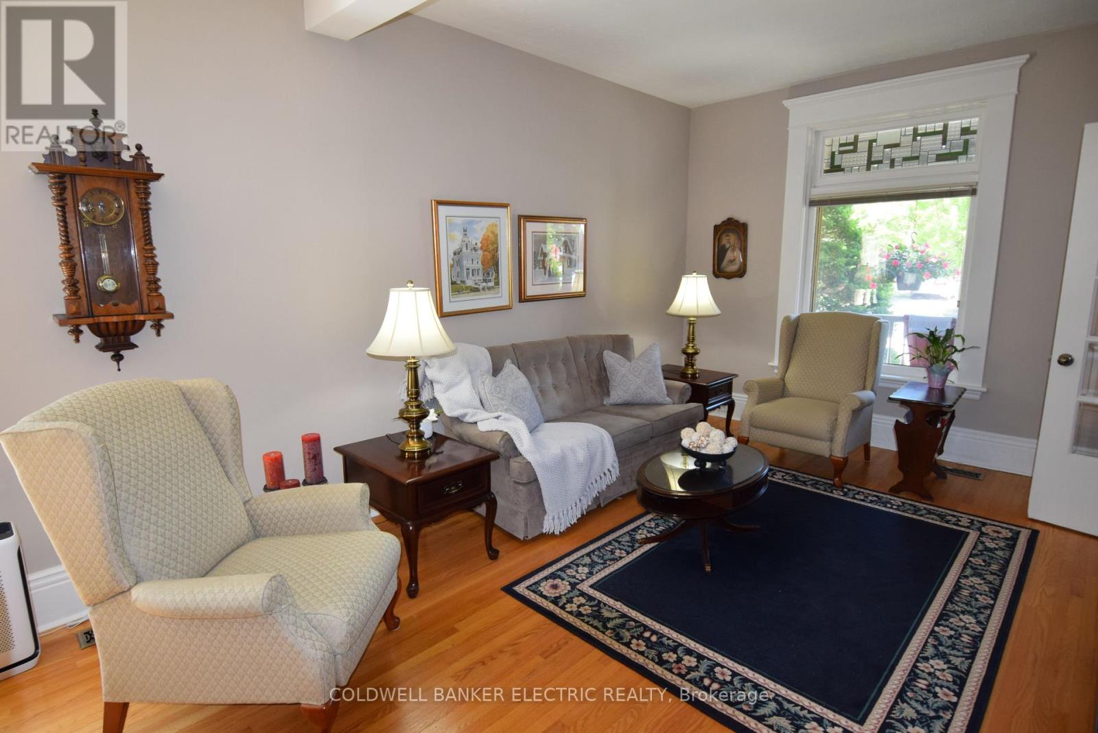 310 Pearl Avenue, Peterborough Central (Old West End), Ontario  K9H 1S7 - Photo 6 - X12304673