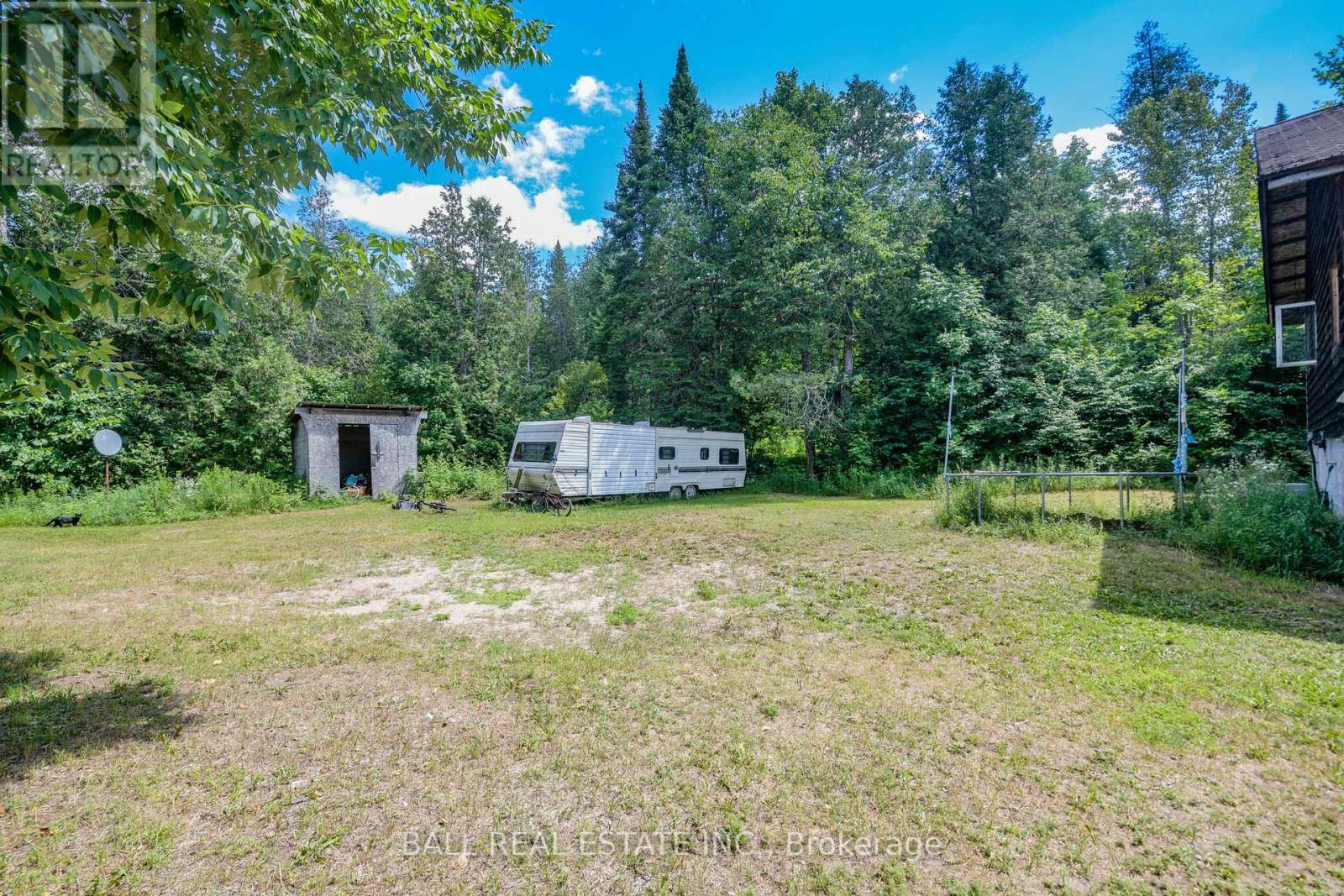 3 Graf Road, Bancroft (Dungannon Ward), Ontario  K0L 2L0 - Photo 6 - X12304923