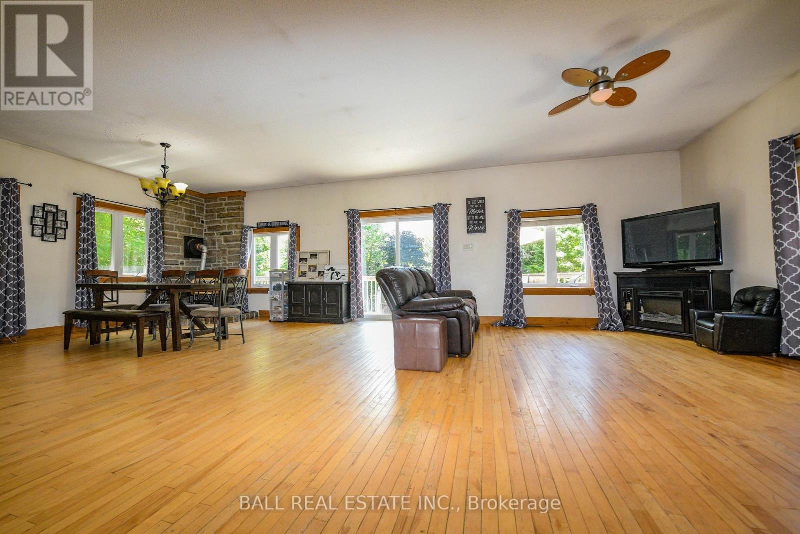 3 Graf Road, Bancroft (Dungannon Ward), Ontario  K0L 2L0 - Photo 9 - X12304923