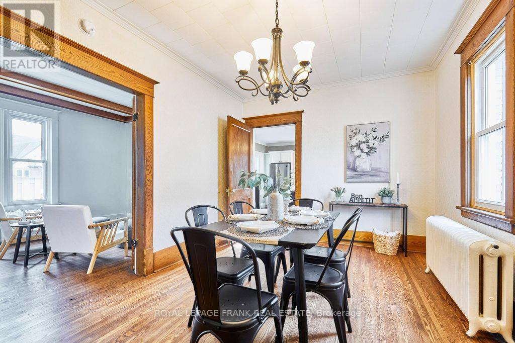 7 Adelaide Street N, Kawartha Lakes (Lindsay), Ontario  K9V 4K7 - Photo 12 - X12305131