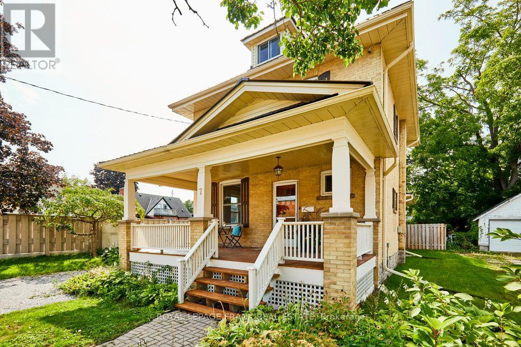 7 Adelaide Street N, Kawartha Lakes (Lindsay), Ontario  K9V 4K7 - Photo 46 - X12305131