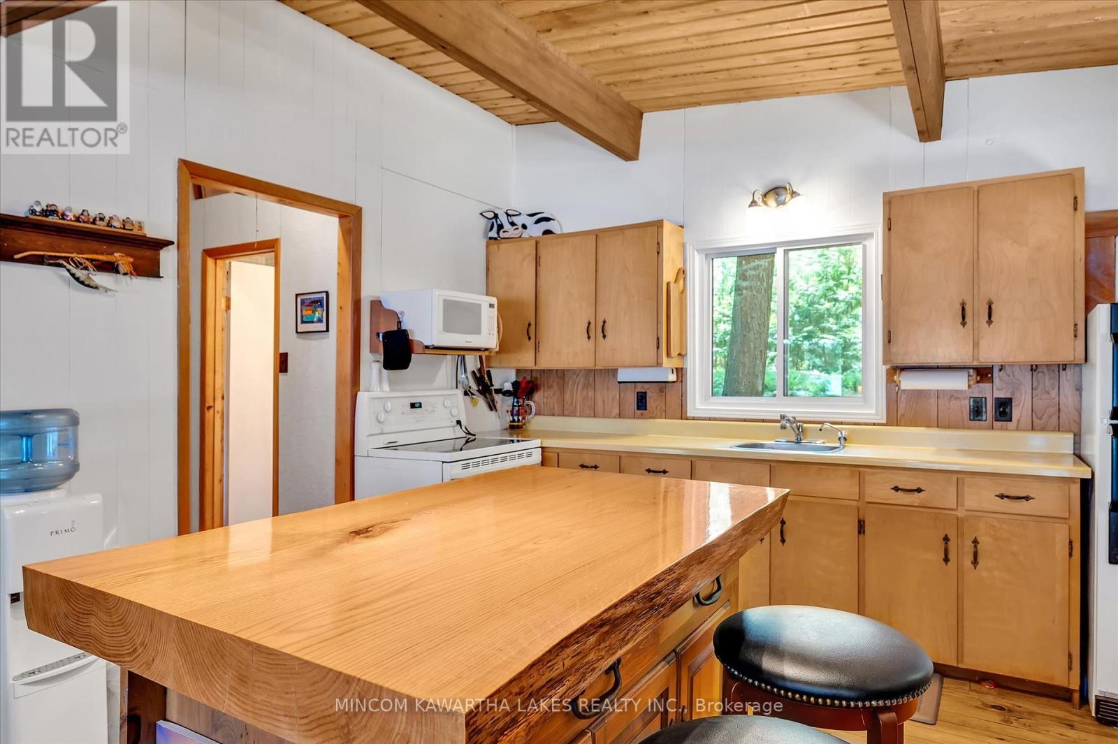 217 Pine Is Kosh Lk, Havelock-Belmont-Methuen, Ontario  K0L 2H0 - Photo 12 - X12305155