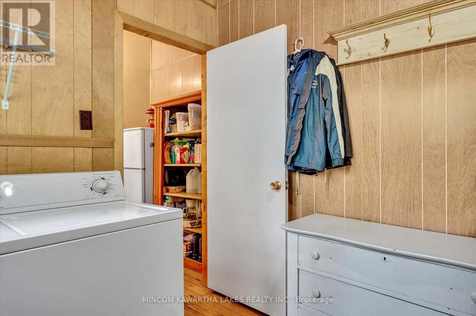 217 Pine Is Kosh Lk, Havelock-Belmont-Methuen, Ontario  K0L 2H0 - Photo 27 - X12305155