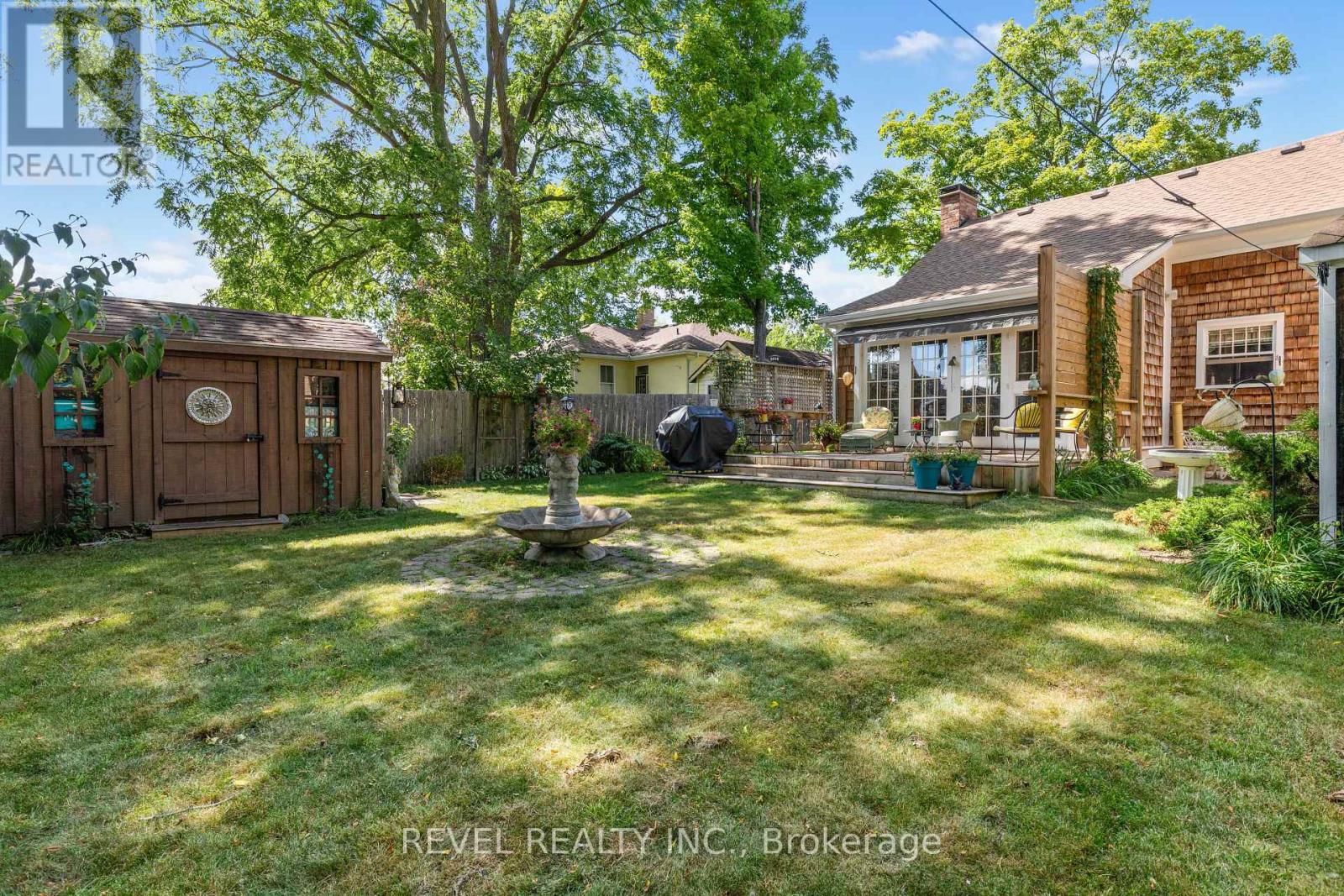 41 Russell Street E, Kawartha Lakes (Lindsay), Ontario  K9V 2A3 - Photo 34 - X12305162