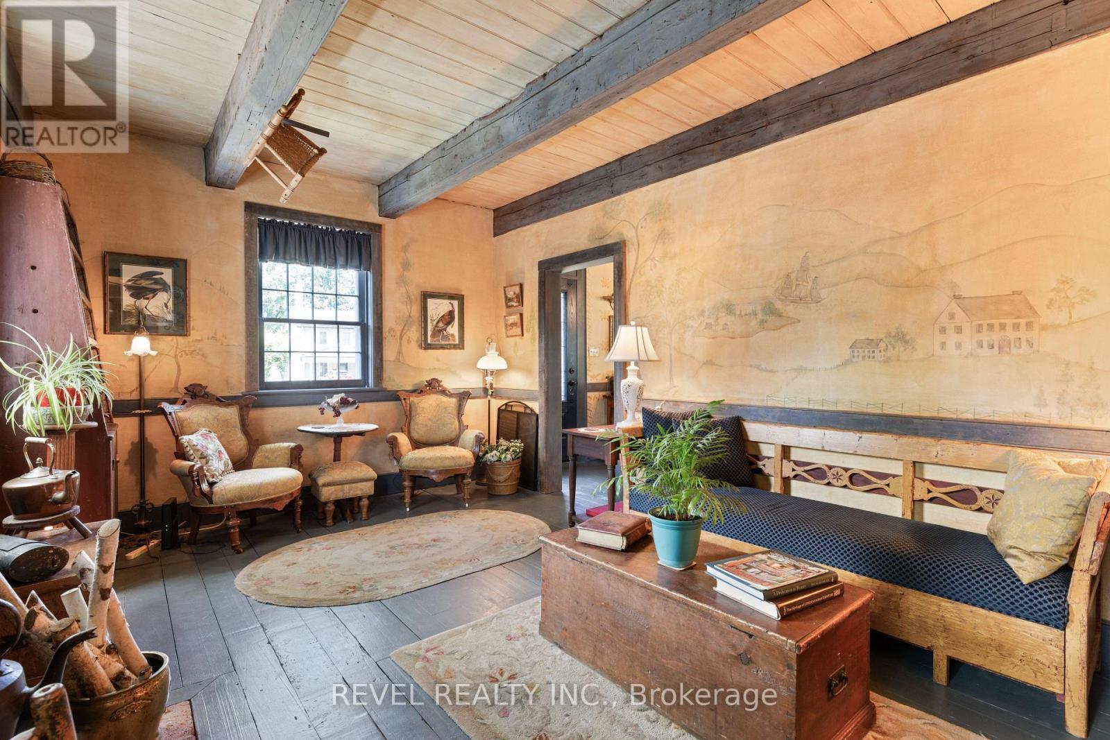 41 Russell Street E, Kawartha Lakes (Lindsay), Ontario  K9V 2A3 - Photo 8 - X12305162