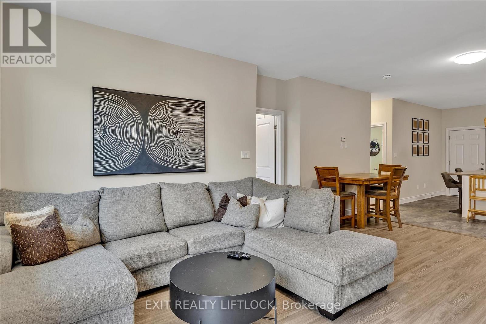 10 Veterans Road, Otonabee-South Monaghan, Ontario  K9J 0K1 - Photo 11 - X12305244