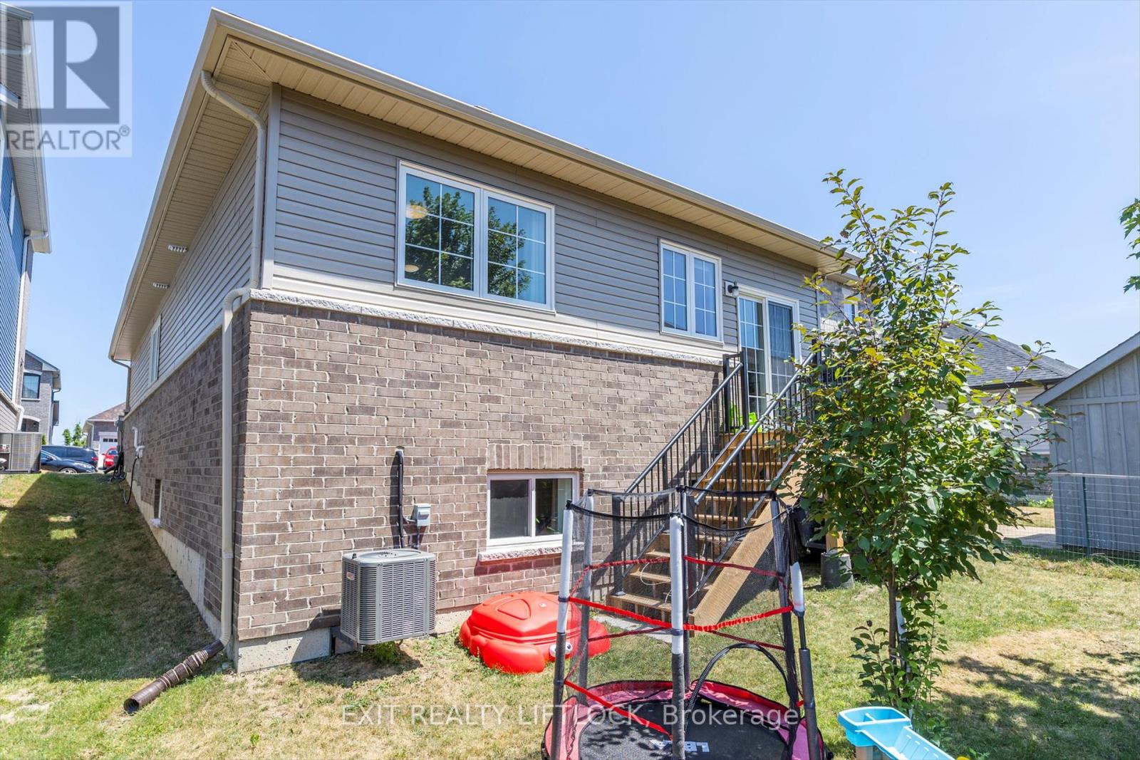 10 Veterans Road, Otonabee-South Monaghan, Ontario  K9J 0K1 - Photo 23 - X12305244
