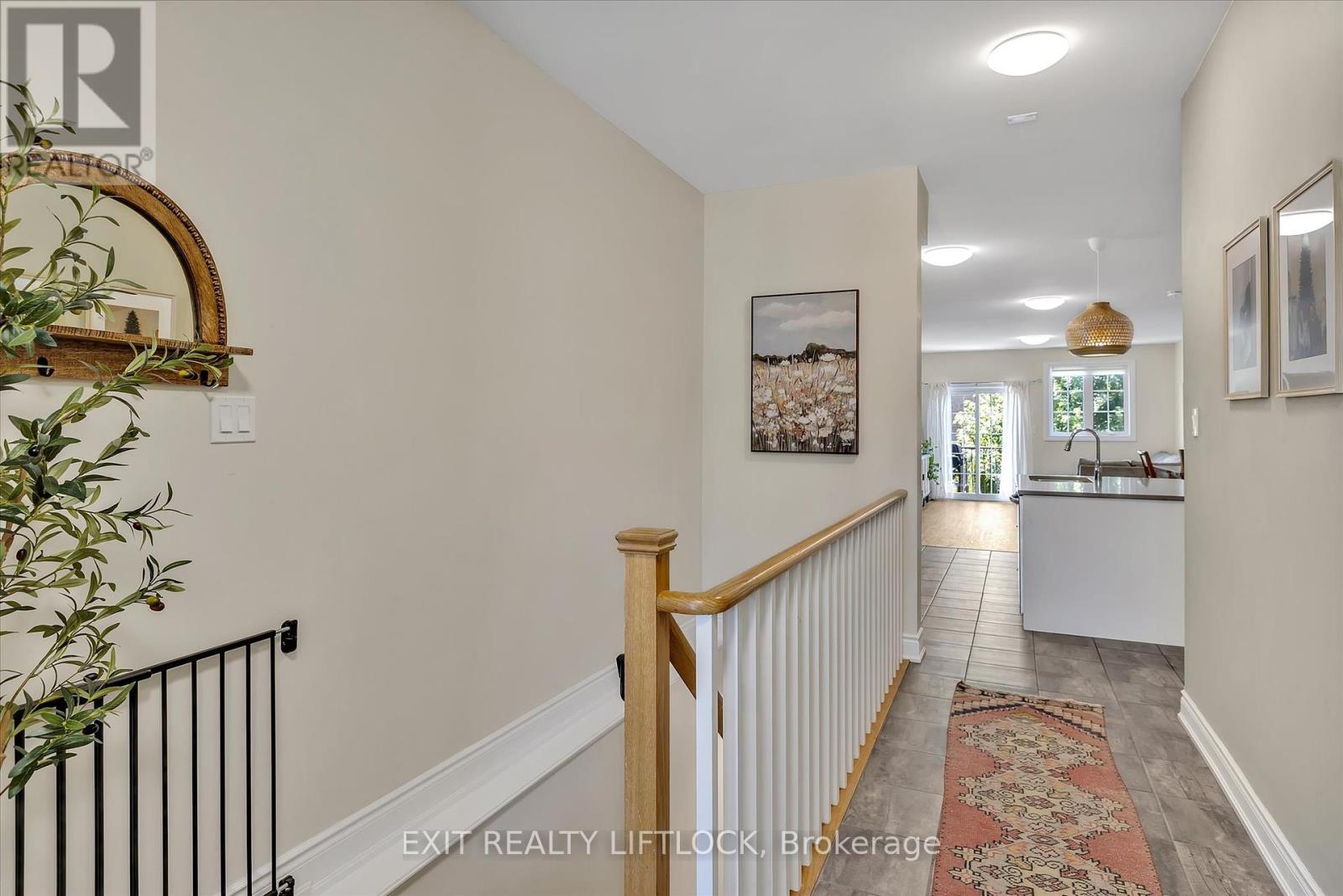 10 Veterans Road, Otonabee-South Monaghan, Ontario  K9J 0K1 - Photo 4 - X12305244