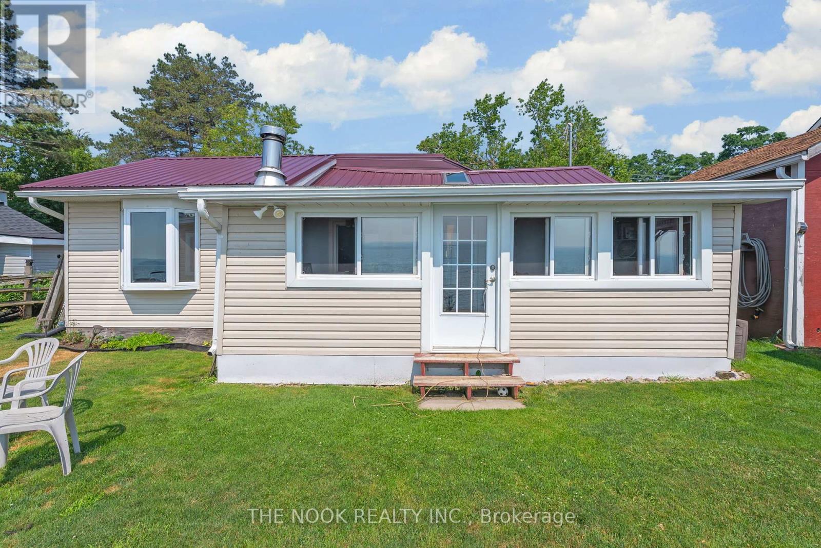 187 Paudash Street, Hiawatha First Nation, Ontario  K9J 6X8 - Photo 46 - X12305349
