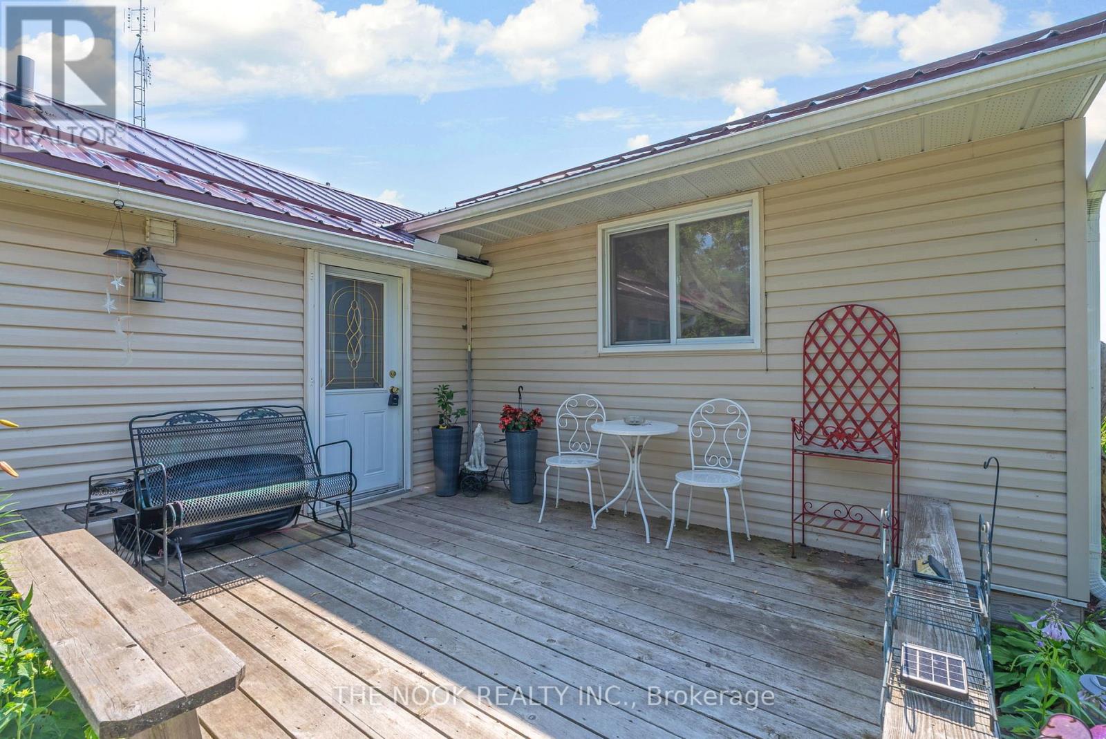 187 Paudash Street, Hiawatha First Nation, Ontario  K9J 6X8 - Photo 6 - X12305349