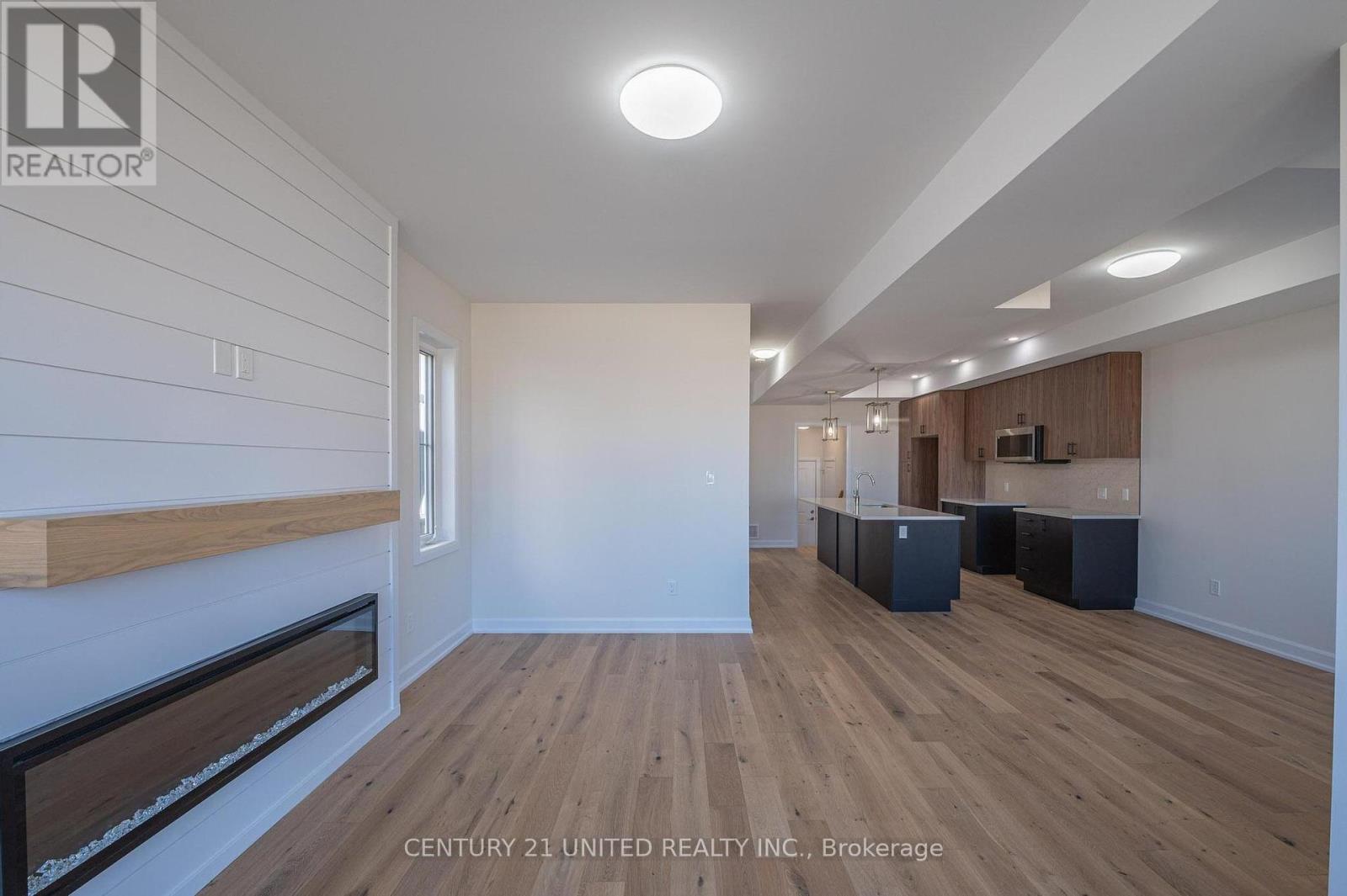 305 Mullighan Gardens, Peterborough North (North), Ontario  K9K 0G3 - Photo 10 - X12305359
