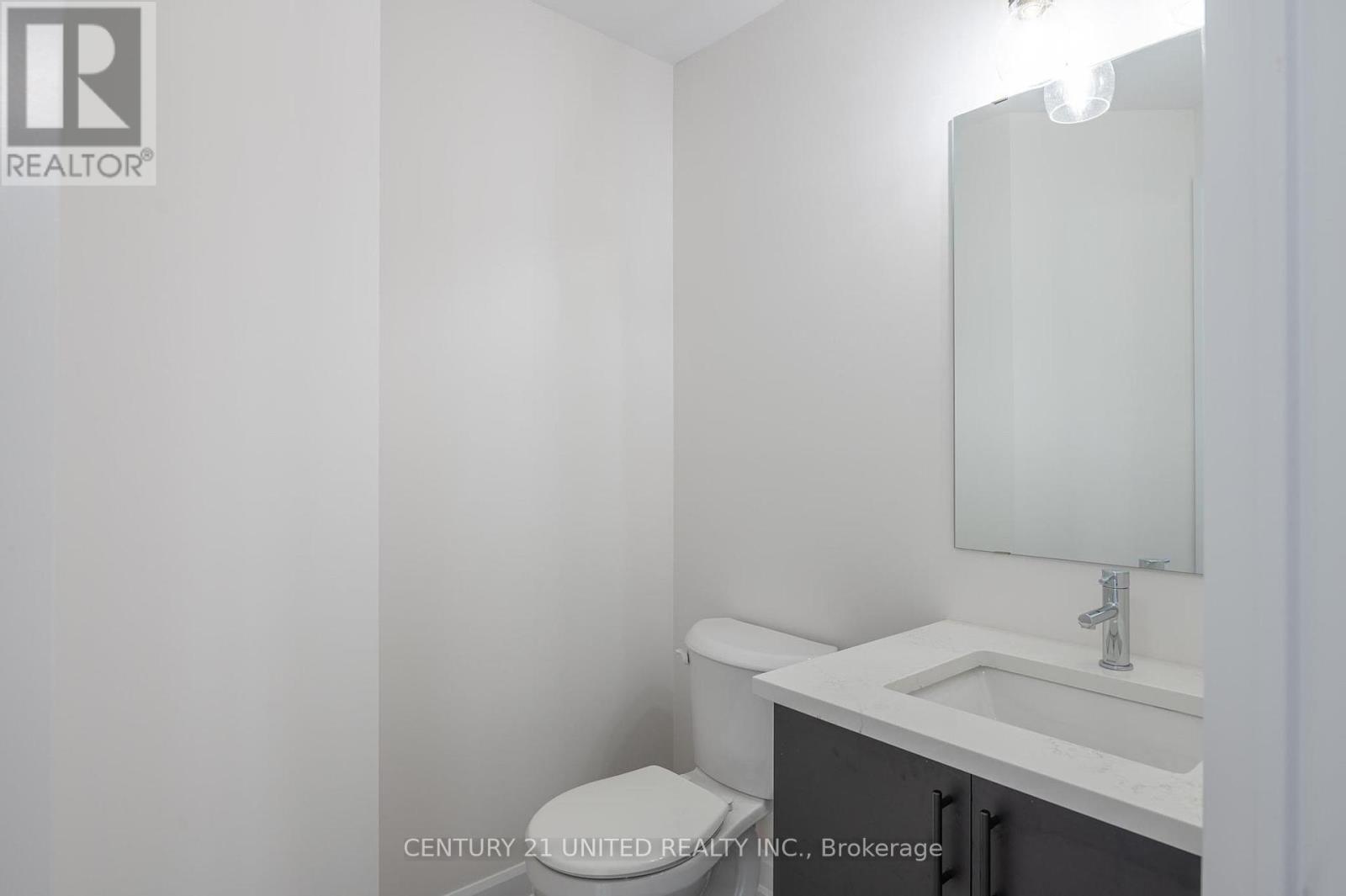 305 Mullighan Gardens, Peterborough North (North), Ontario  K9K 0G3 - Photo 11 - X12305359