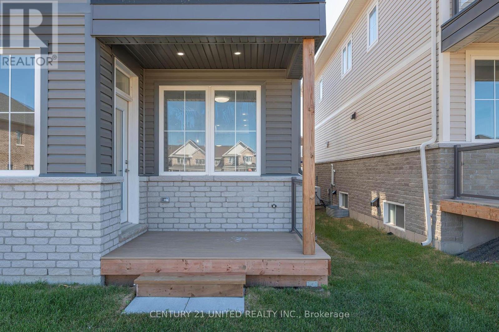 305 Mullighan Gardens, Peterborough North (North), Ontario  K9K 0G3 - Photo 12 - X12305359