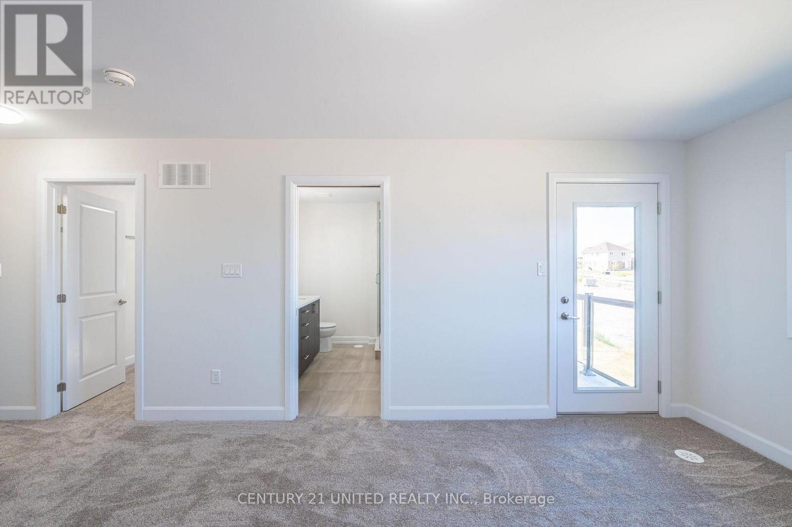 305 Mullighan Gardens, Peterborough North (North), Ontario  K9K 0G3 - Photo 16 - X12305359