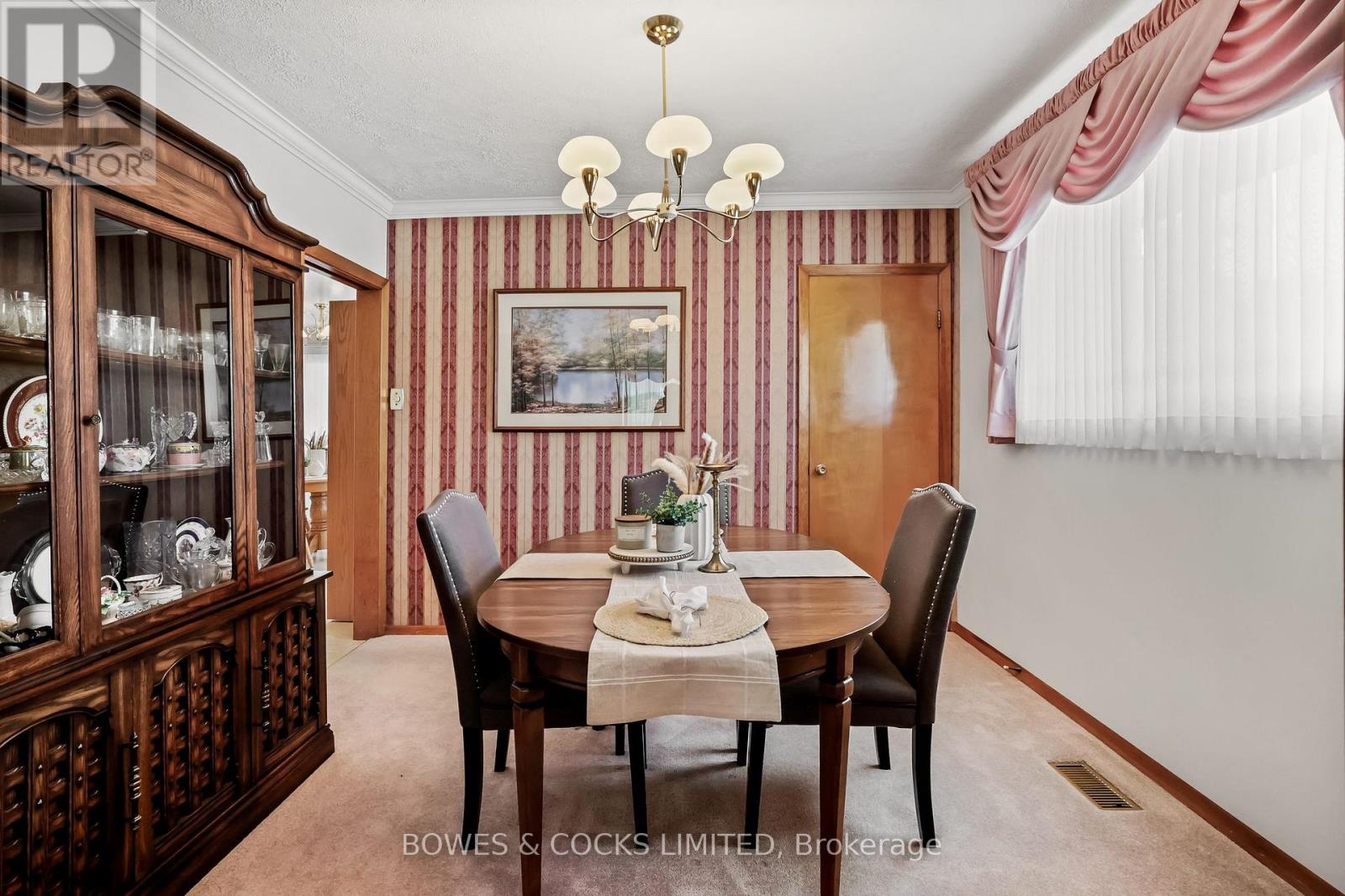 905 Glenholme Avenue, Peterborough North (South), Ontario  K9H 5M4 - Photo 18 - X12305621